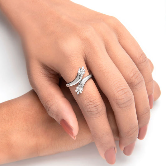 Silver Graceful Ring