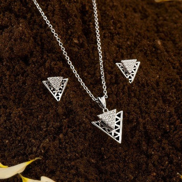 5 Tips On How to Take Care of Silver Jewellery: DIY Methods, Dos and Don’ts, &amp; Many More