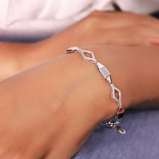 Silver Queen Link Bracelet