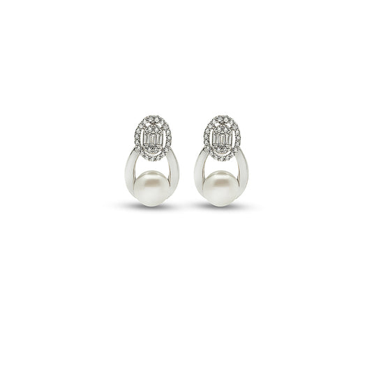 Silver Elegant Pearl Earrings