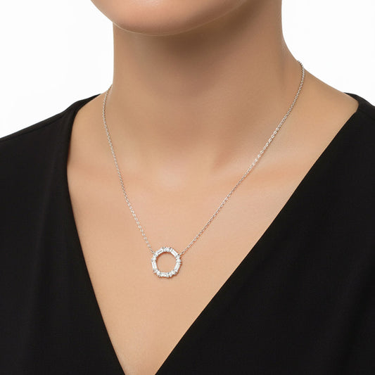 Silver Shimmer Circle Necklace